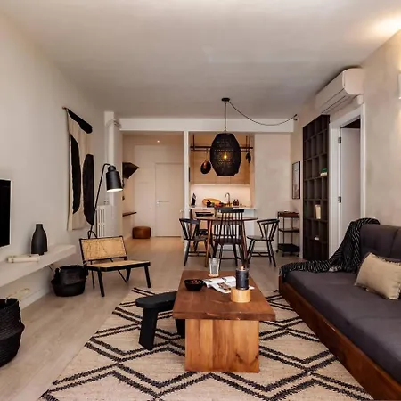 Rissani - 2 Bedrooms In Sant Gervasi アパート バルセロナ